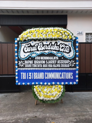 Papan Bunga Duka di Arut Utara
